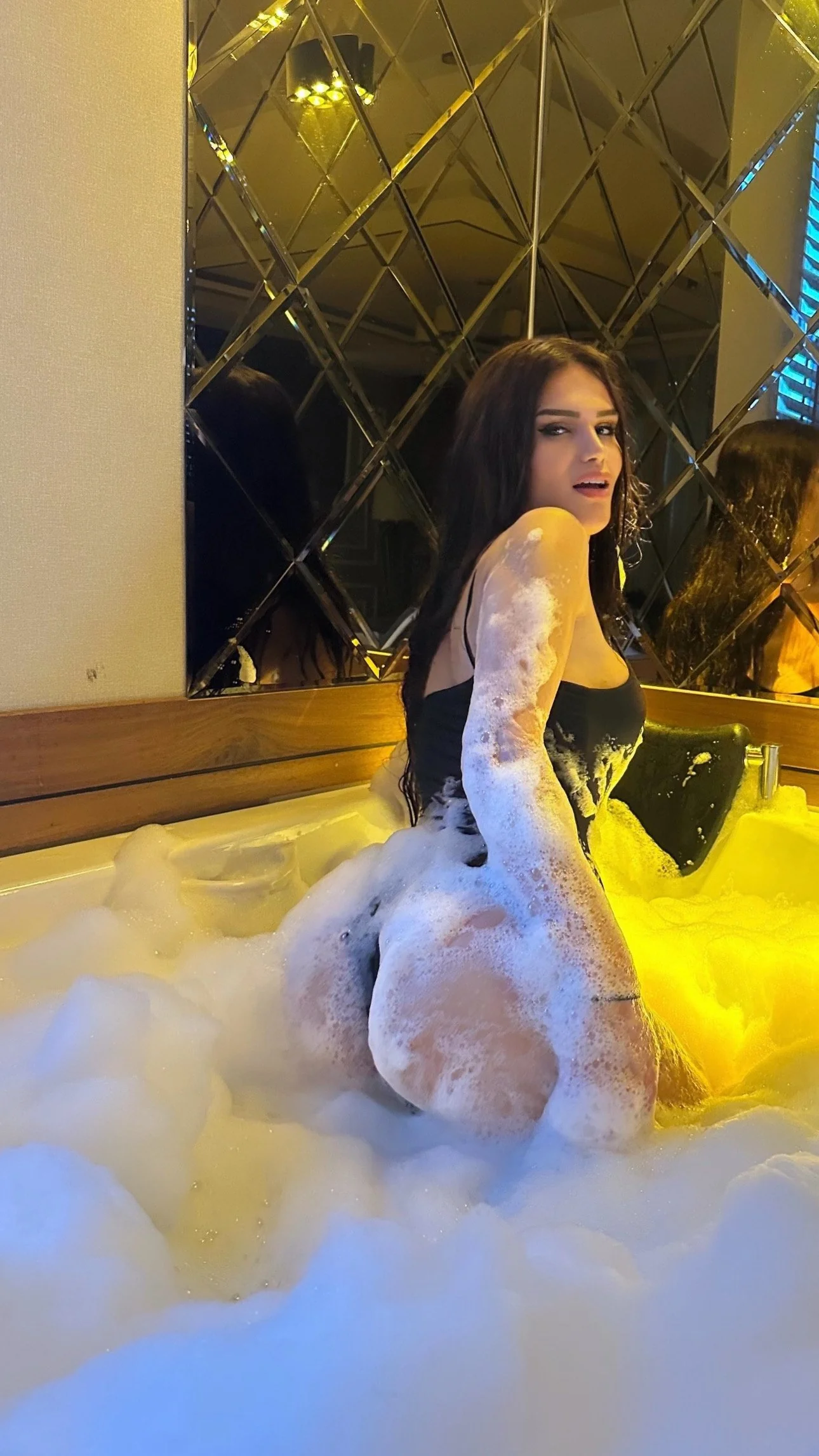 ALMİRA isteğe göre aktifpasif Antalya Travesti Fotoğrafı 12